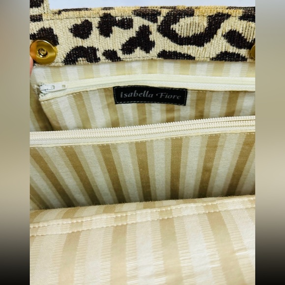 Isabella Fiore leopard print tapestry purse - Picture 2 of 6